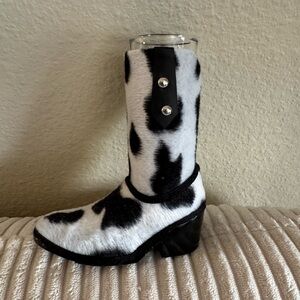 Cow Print Western Boot Match Holder
